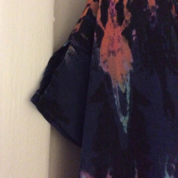 Shirt - Picture 2 of 2